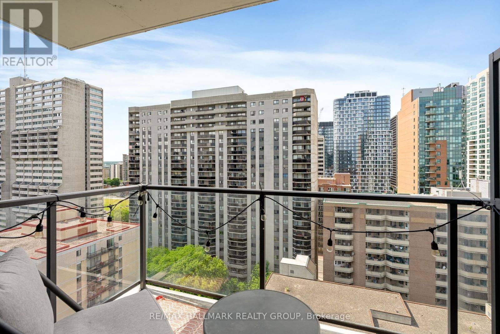 1310 - 224 LYON STREET Image 21