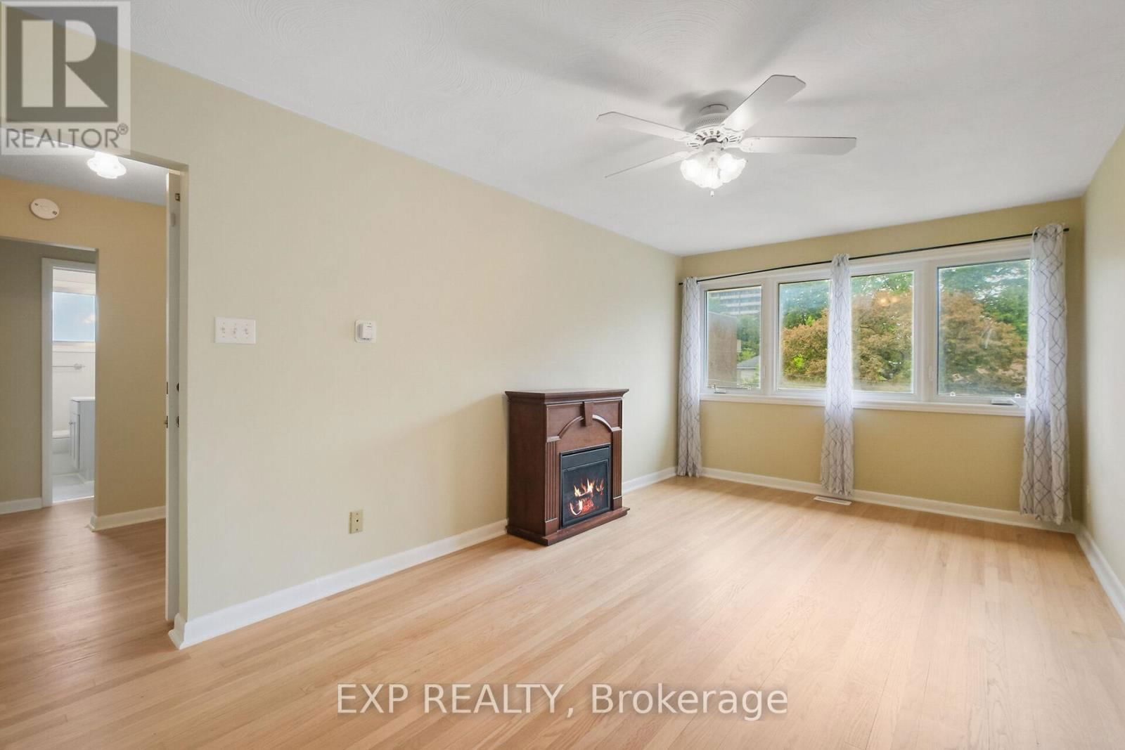 820 VICK AVENUE Image 15