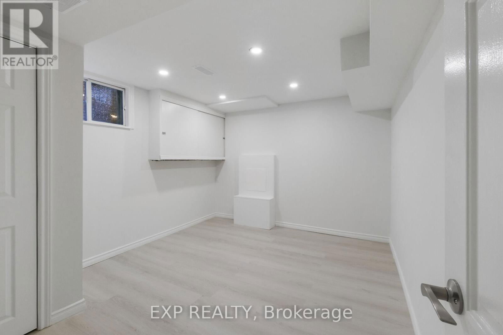 820 VICK AVENUE Image 31