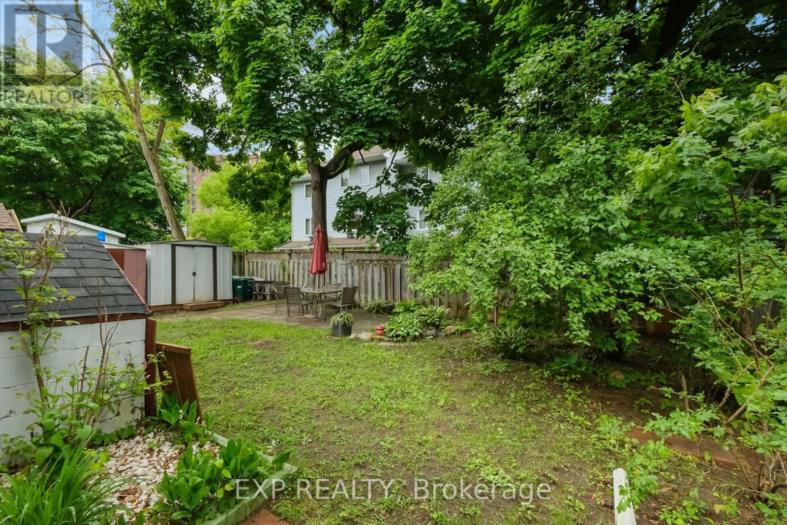 820 VICK AVENUE Image 38