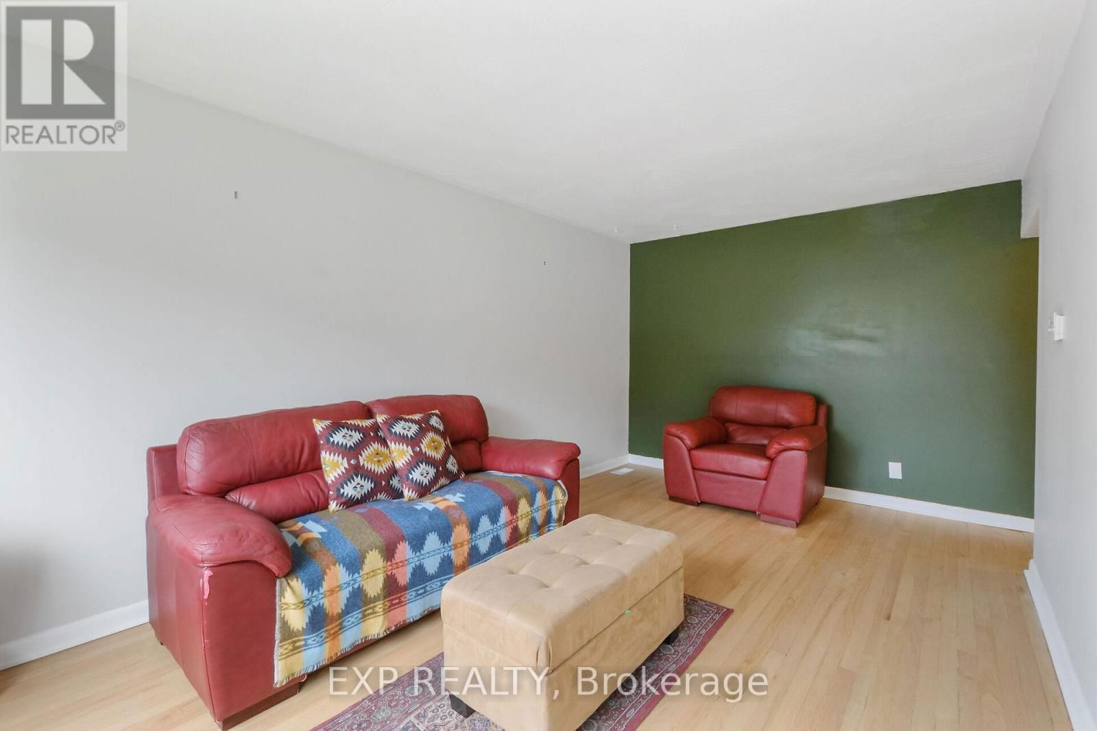 820 VICK AVENUE Image 6
