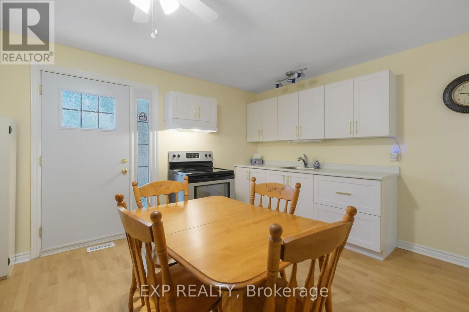 820 VICK AVENUE Image 8