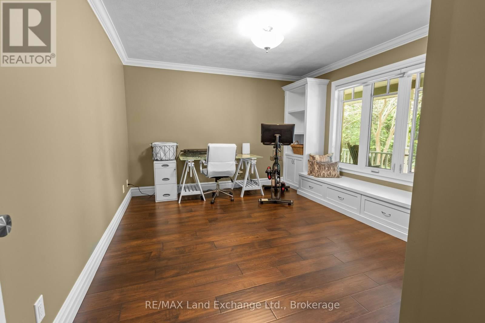 200 TRILLIUM DRIVE Image 13