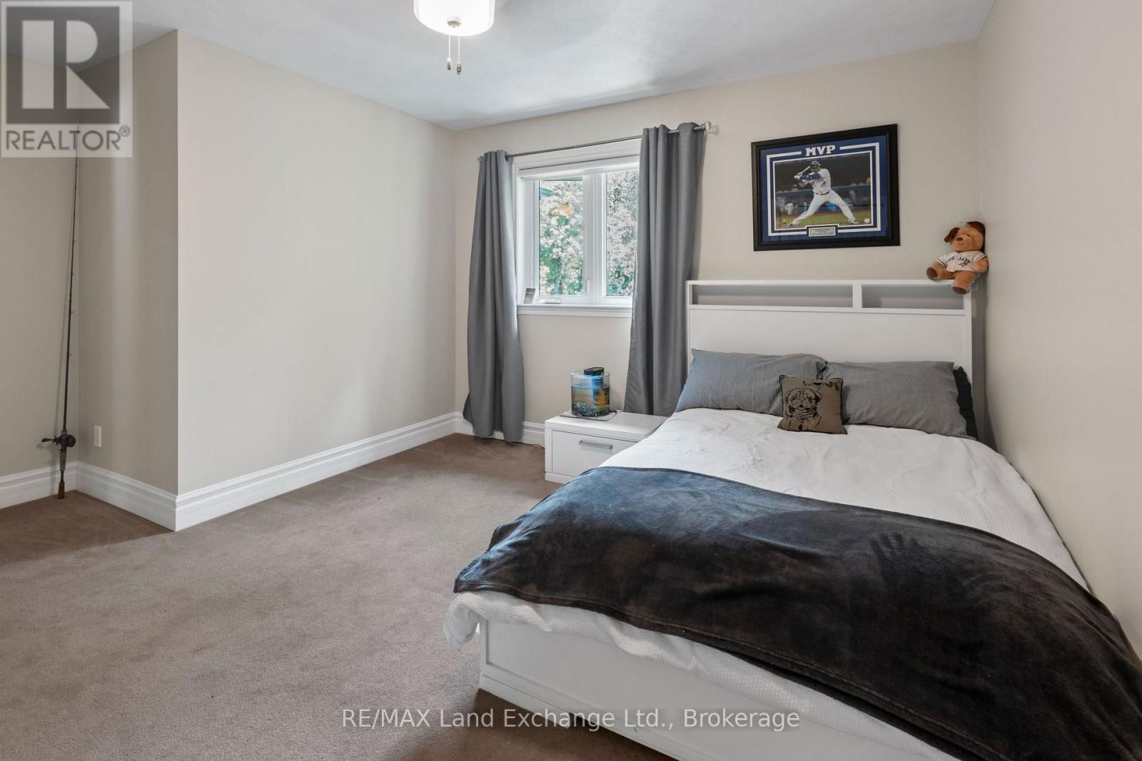 200 TRILLIUM DRIVE Image 19