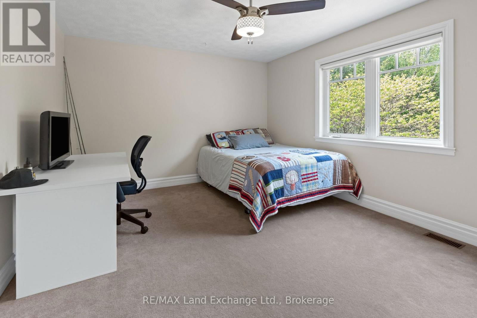 200 TRILLIUM DRIVE Image 23