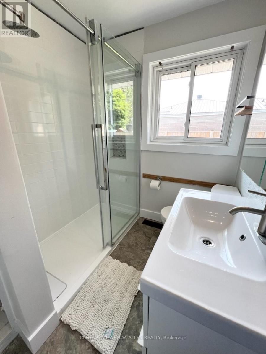 1015 ORIOLE DRIVE Image 18