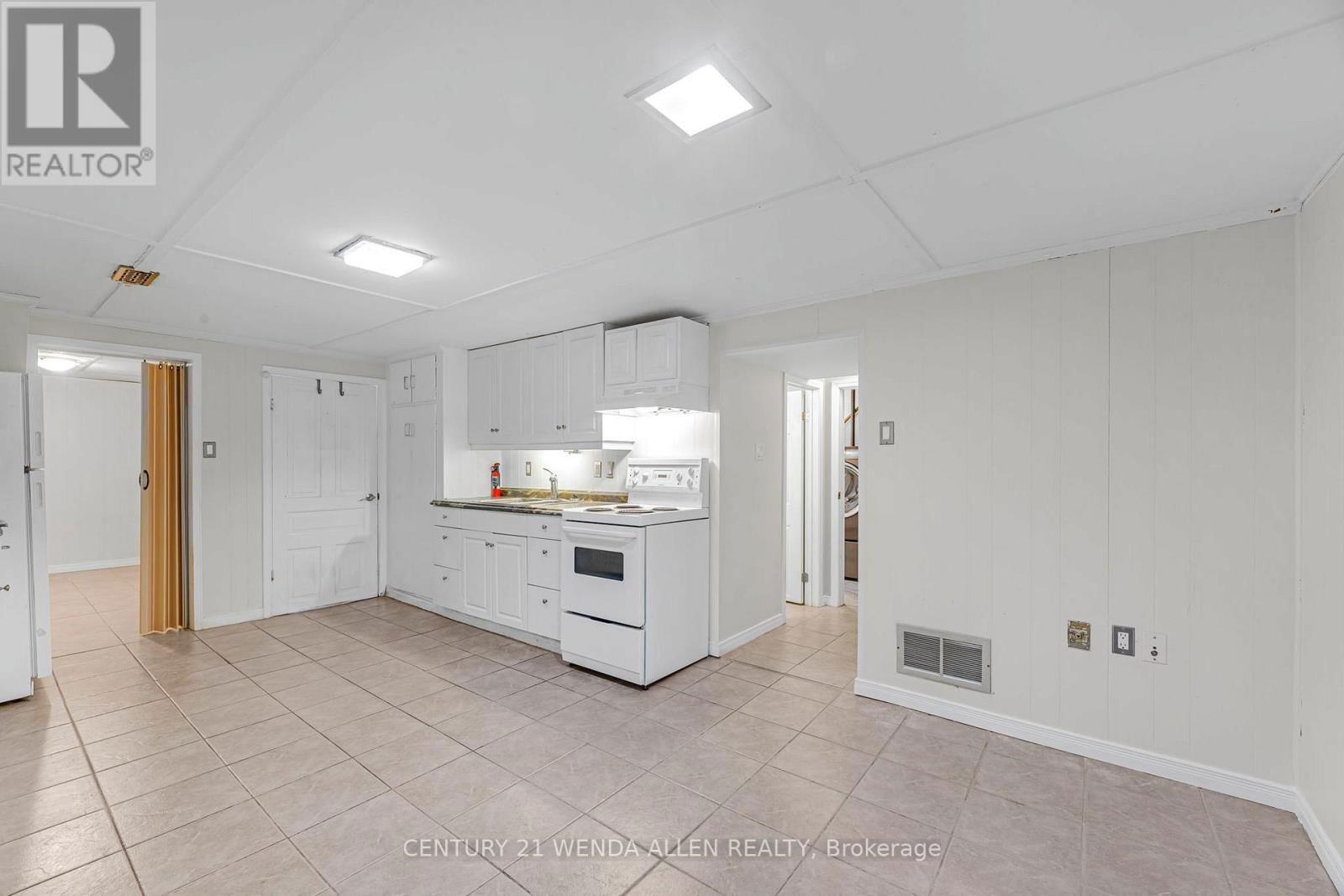 1015 ORIOLE DRIVE Image 20