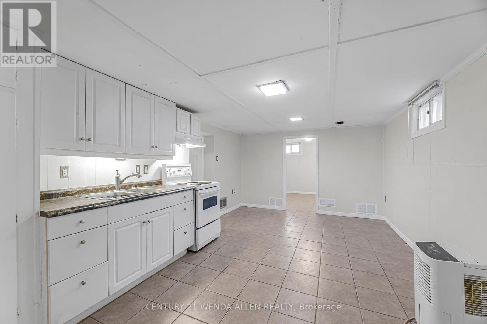 1015 ORIOLE DRIVE Image 21