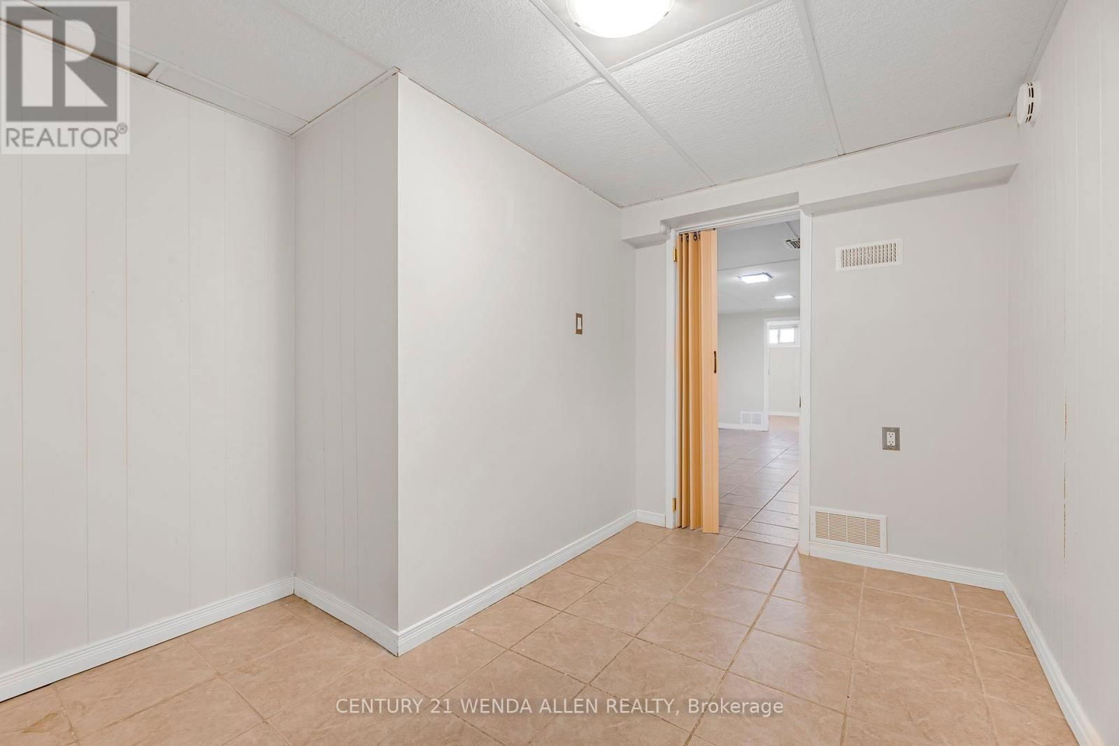 1015 ORIOLE DRIVE Image 22