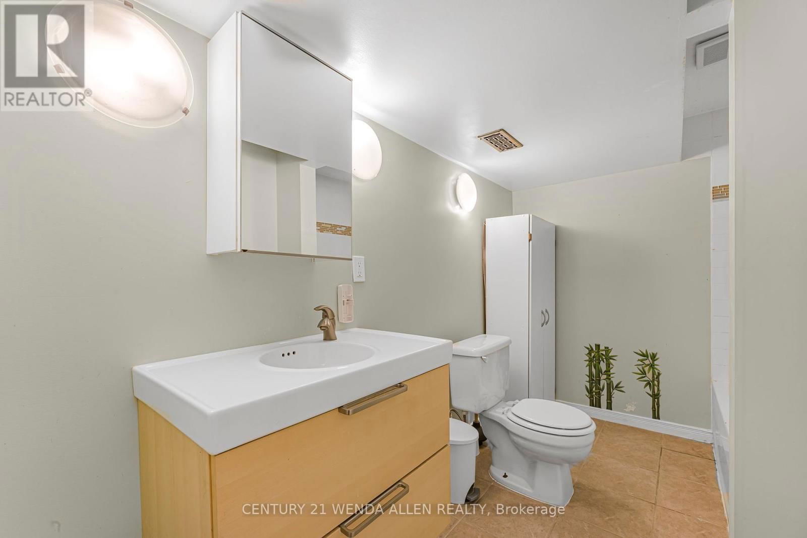 1015 ORIOLE DRIVE Image 23