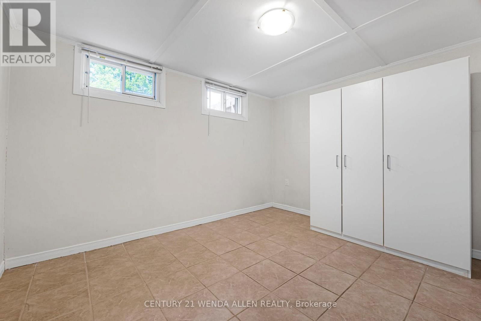 1015 ORIOLE DRIVE Image 24