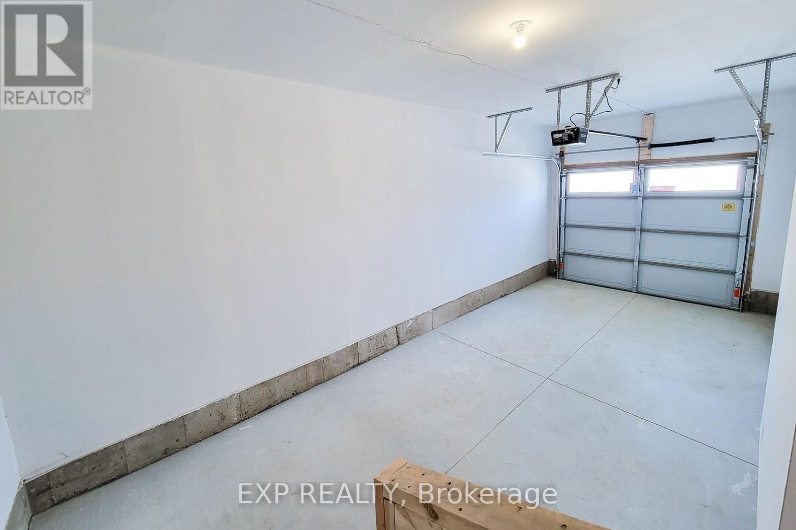 52 BLAIN DRIVE Image 33