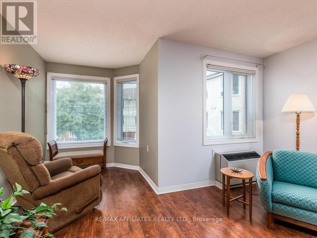 230 - 848 SEYTON DRIVE Image 13