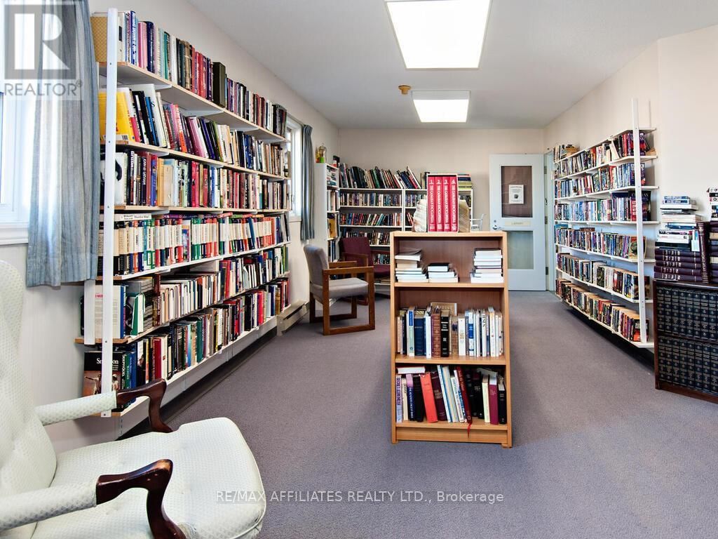 230 - 848 SEYTON DRIVE Image 28
