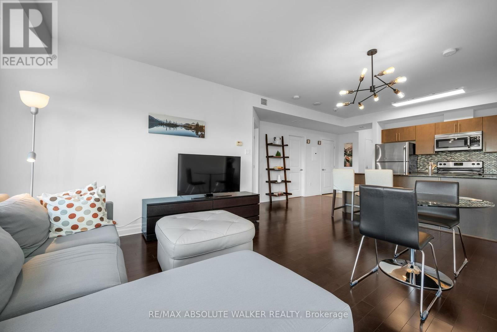 307 - 90 LANDRY STREET Image 11