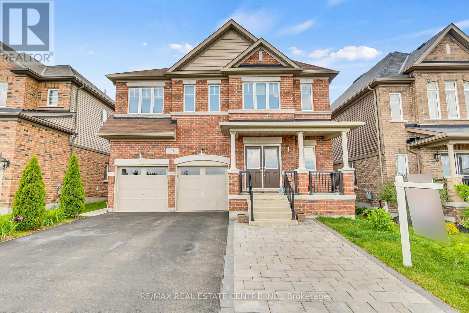214 BLAIR CREEK DRIVE Image 1