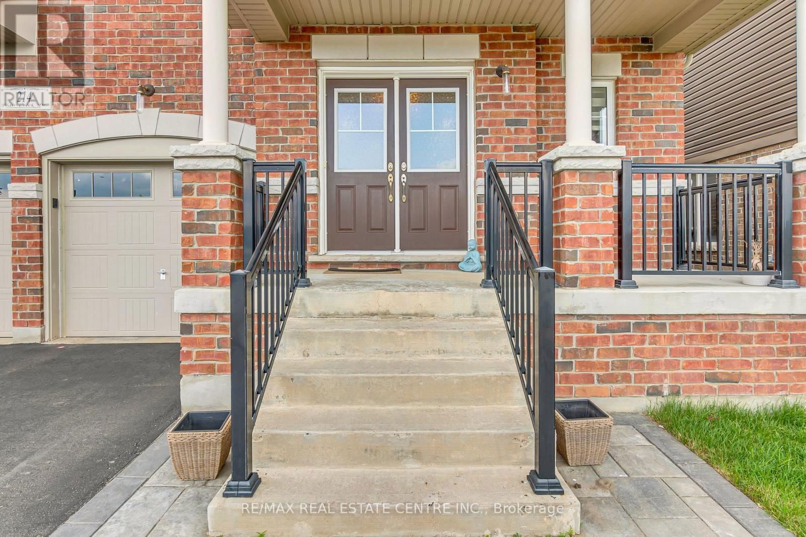 214 BLAIR CREEK DRIVE Image 2