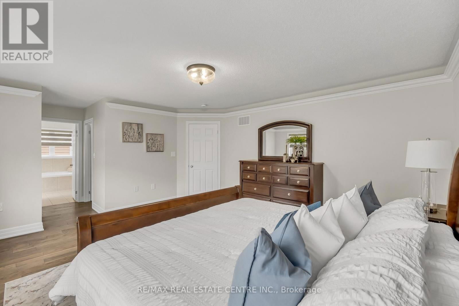 214 BLAIR CREEK DRIVE Image 20