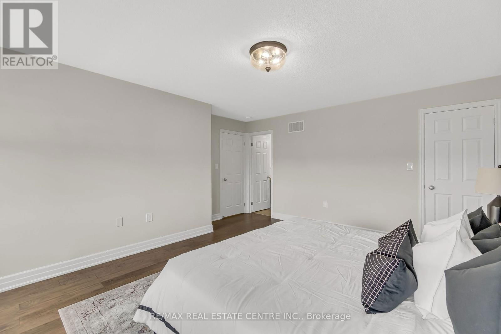 214 BLAIR CREEK DRIVE Image 25