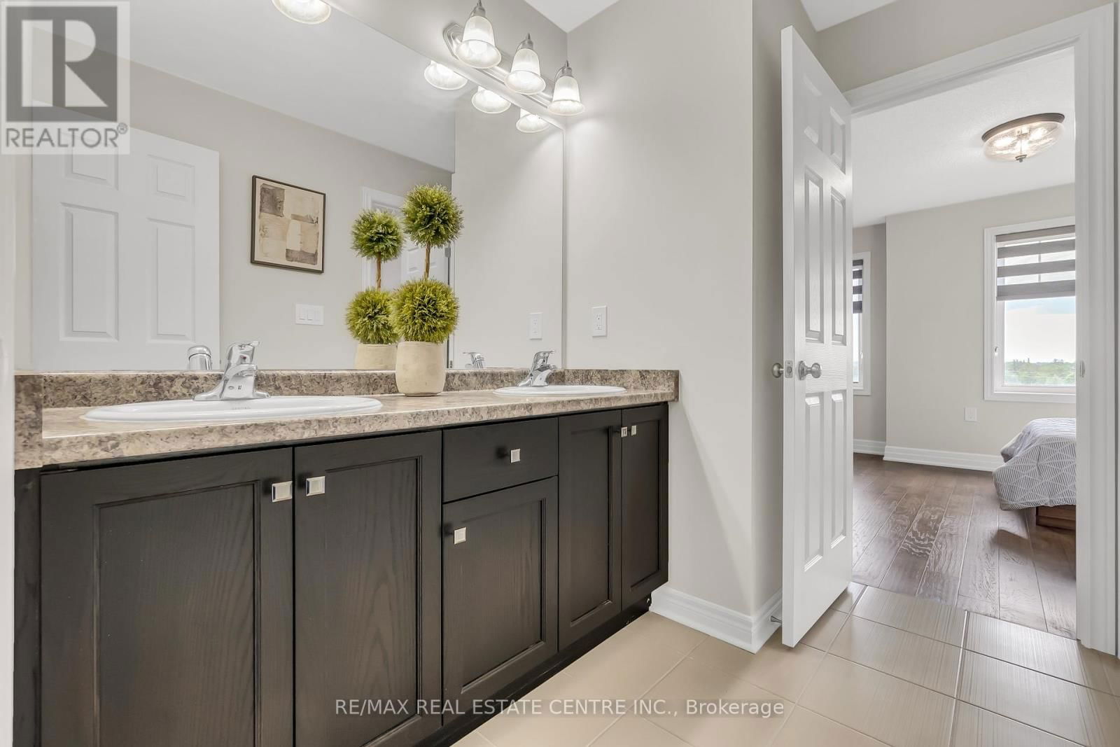 214 BLAIR CREEK DRIVE Image 31