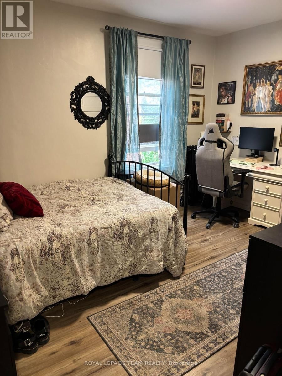 2 - 16 POWELL AVENUE Image 19