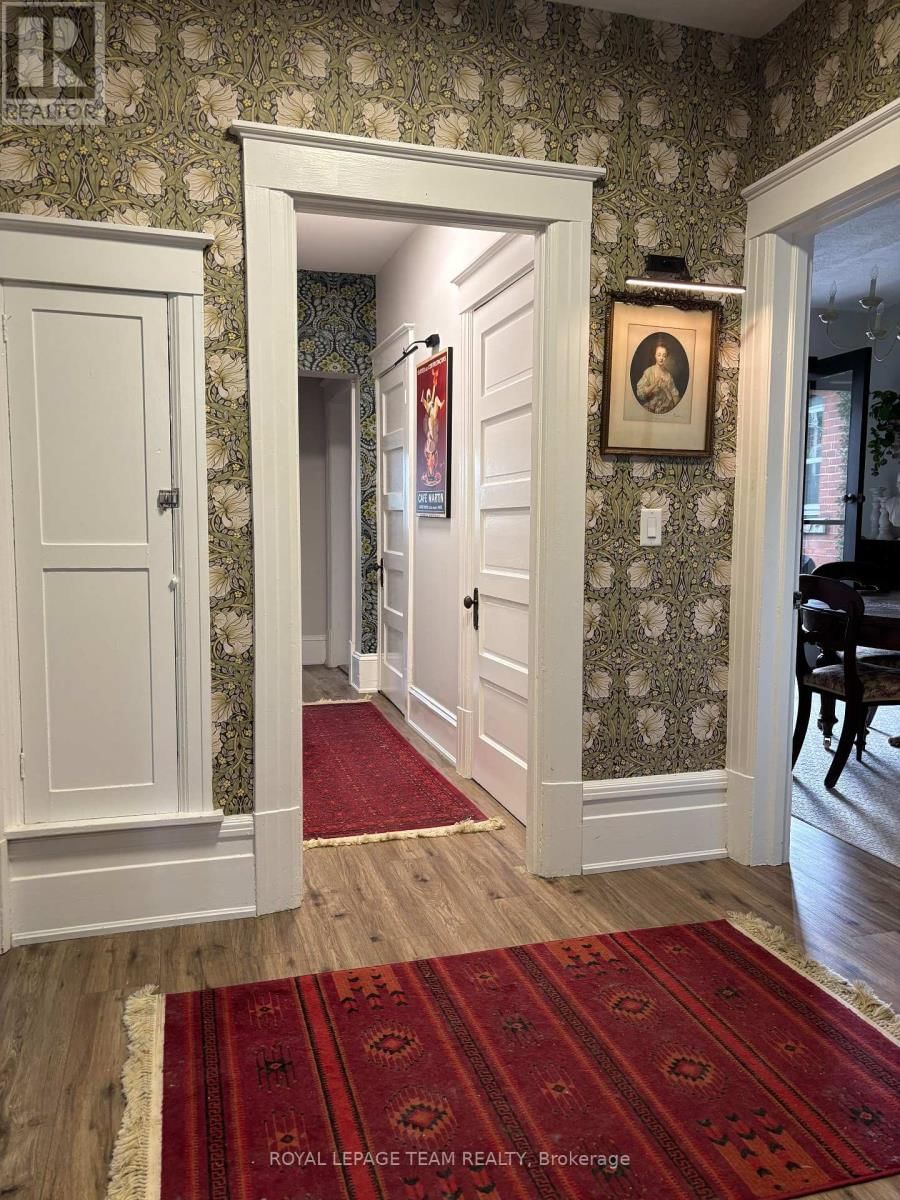 2 - 16 POWELL AVENUE Image 3