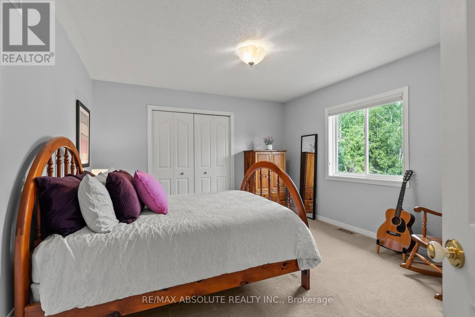 96 MANNING COURT Image 31