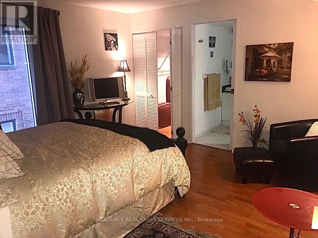 3 - 12 CLARENCE STREET Image 10