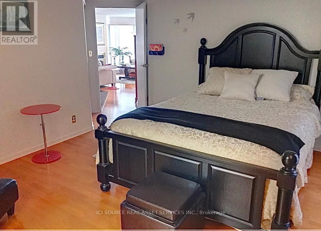 3 - 12 CLARENCE STREET Image 11