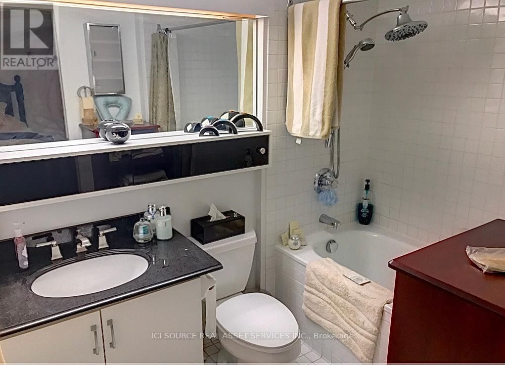 3 - 12 CLARENCE STREET Image 14