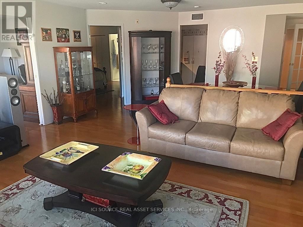 3 - 12 CLARENCE STREET Image 6