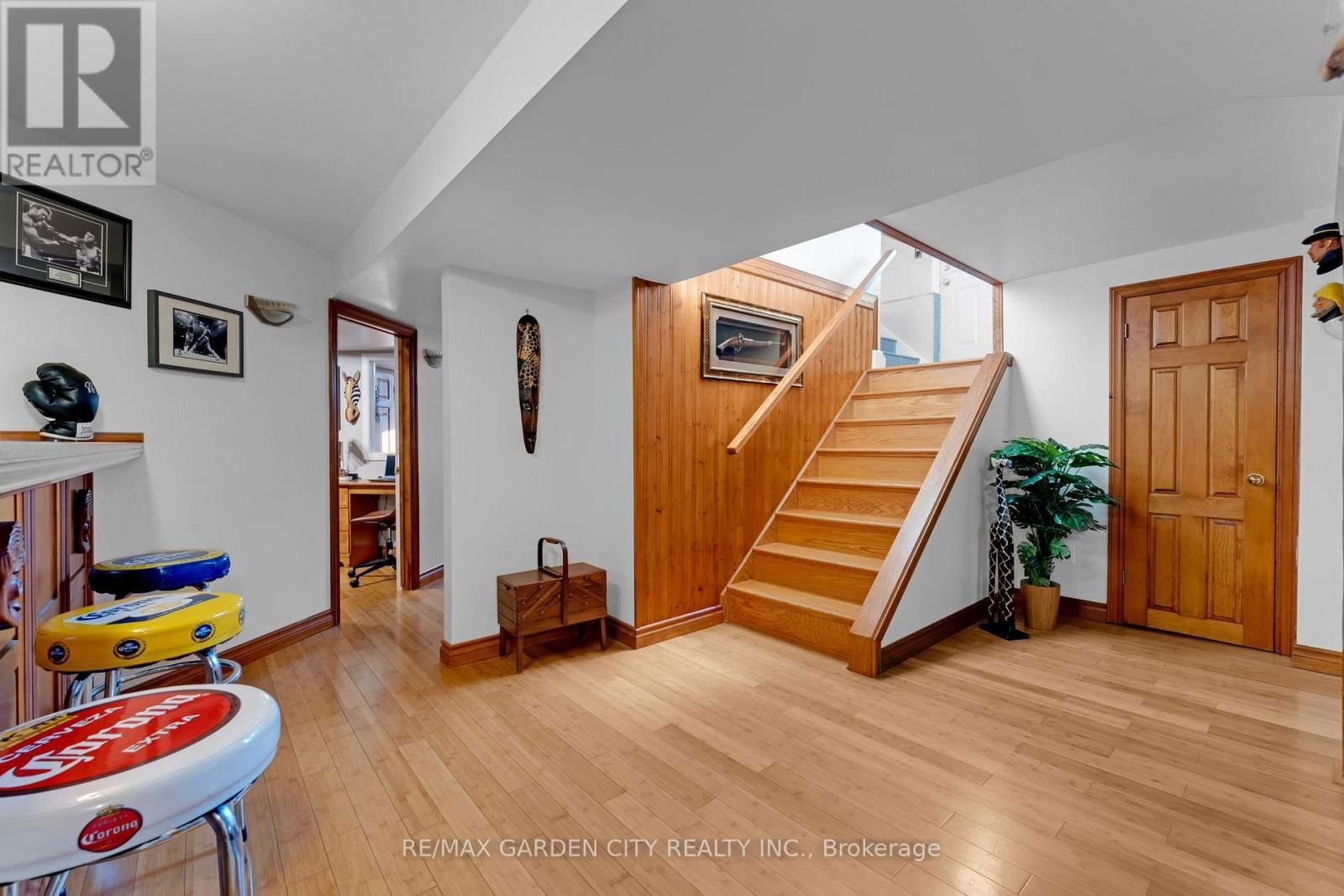 43 EVERGREEN AVENUE Image 24