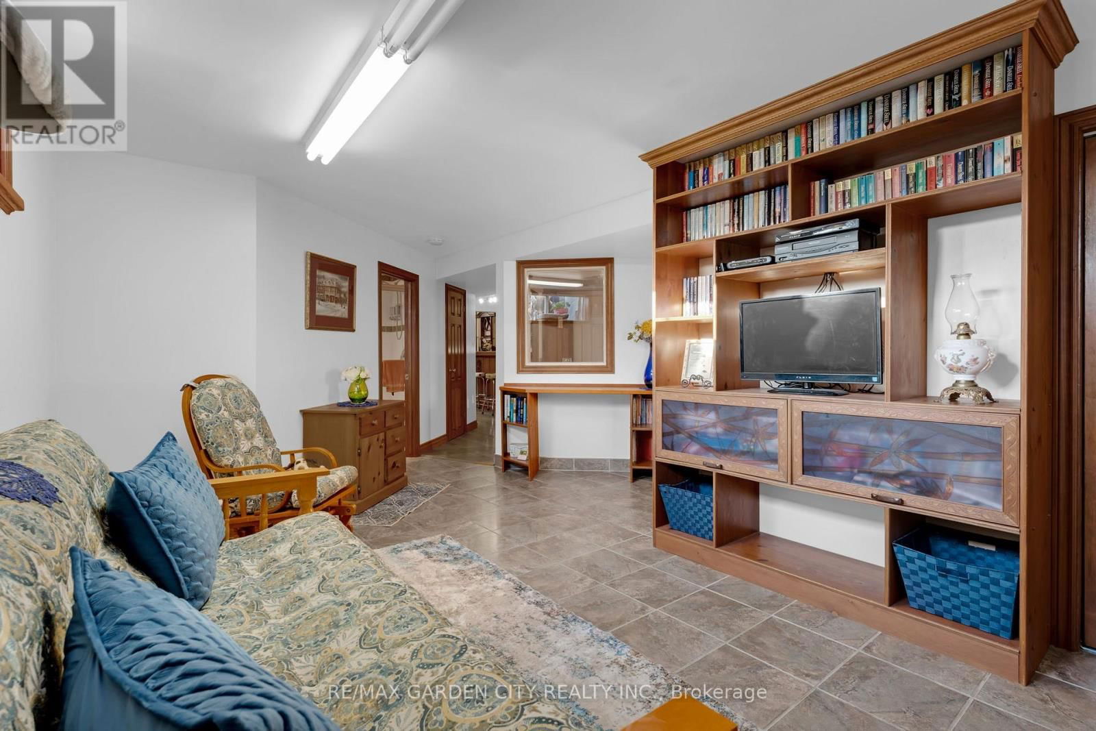 43 EVERGREEN AVENUE Image 28