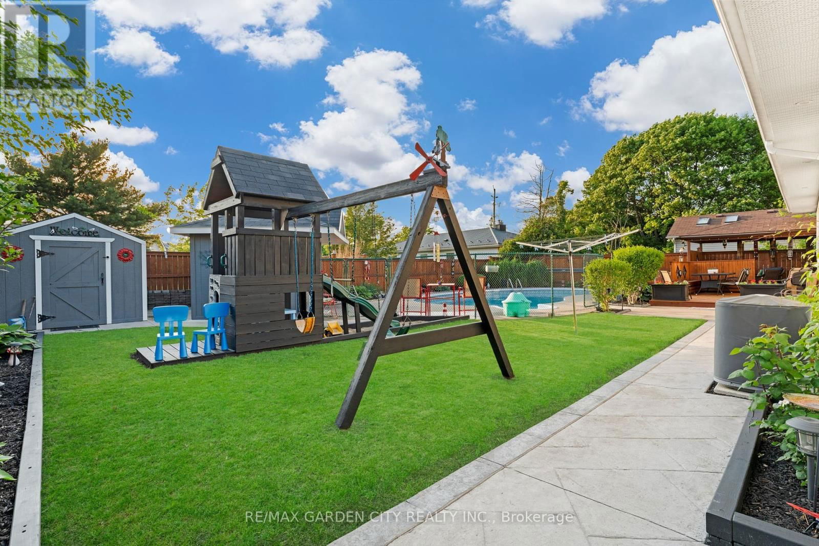 43 EVERGREEN AVENUE Image 38