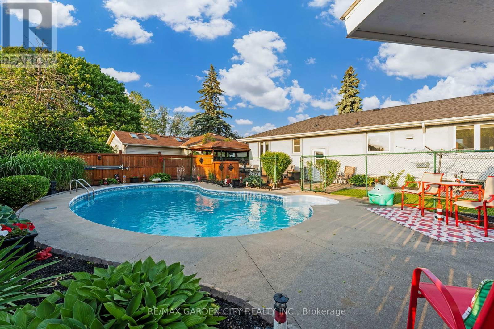 43 EVERGREEN AVENUE Image 40