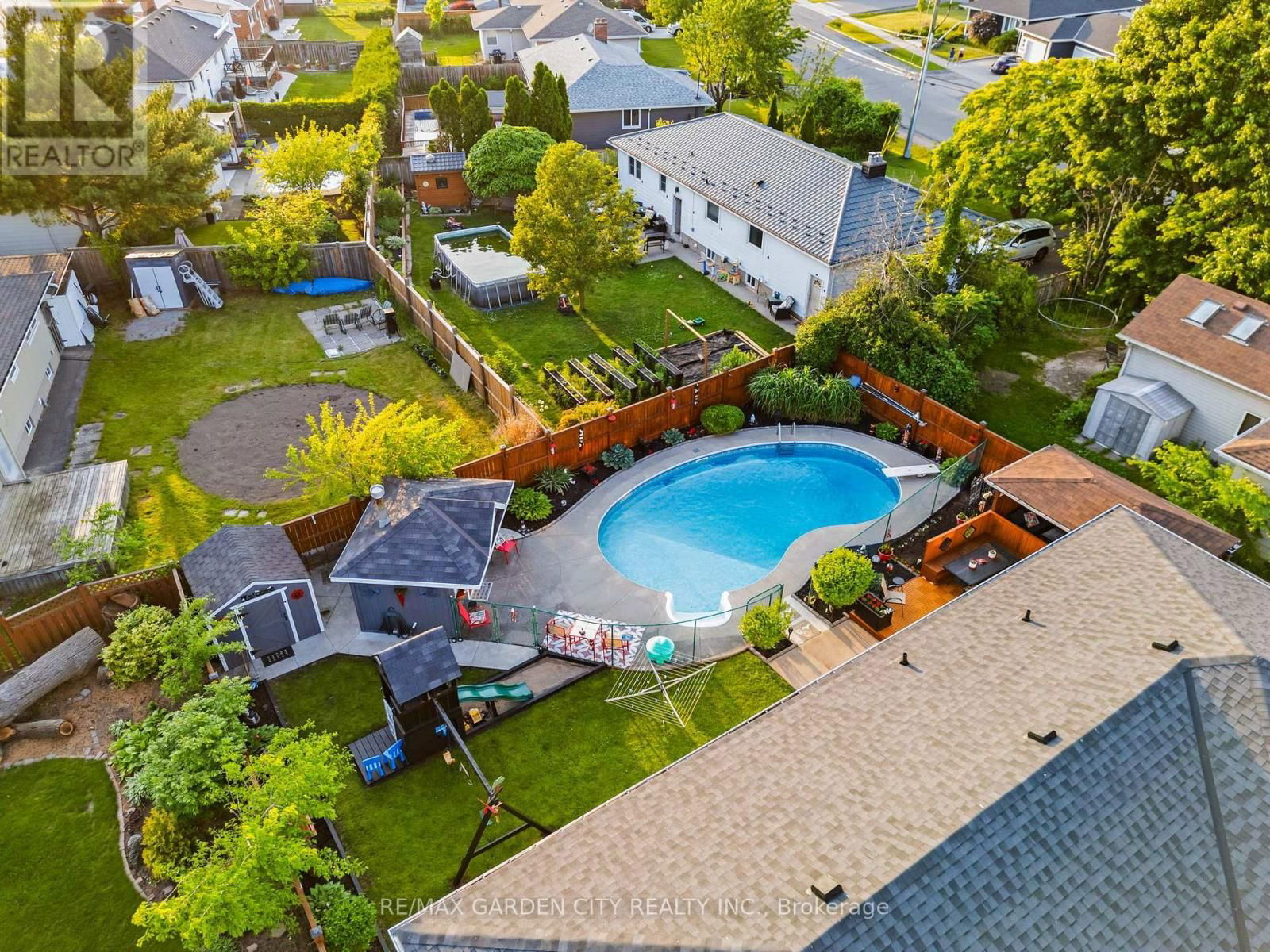43 EVERGREEN AVENUE Image 42