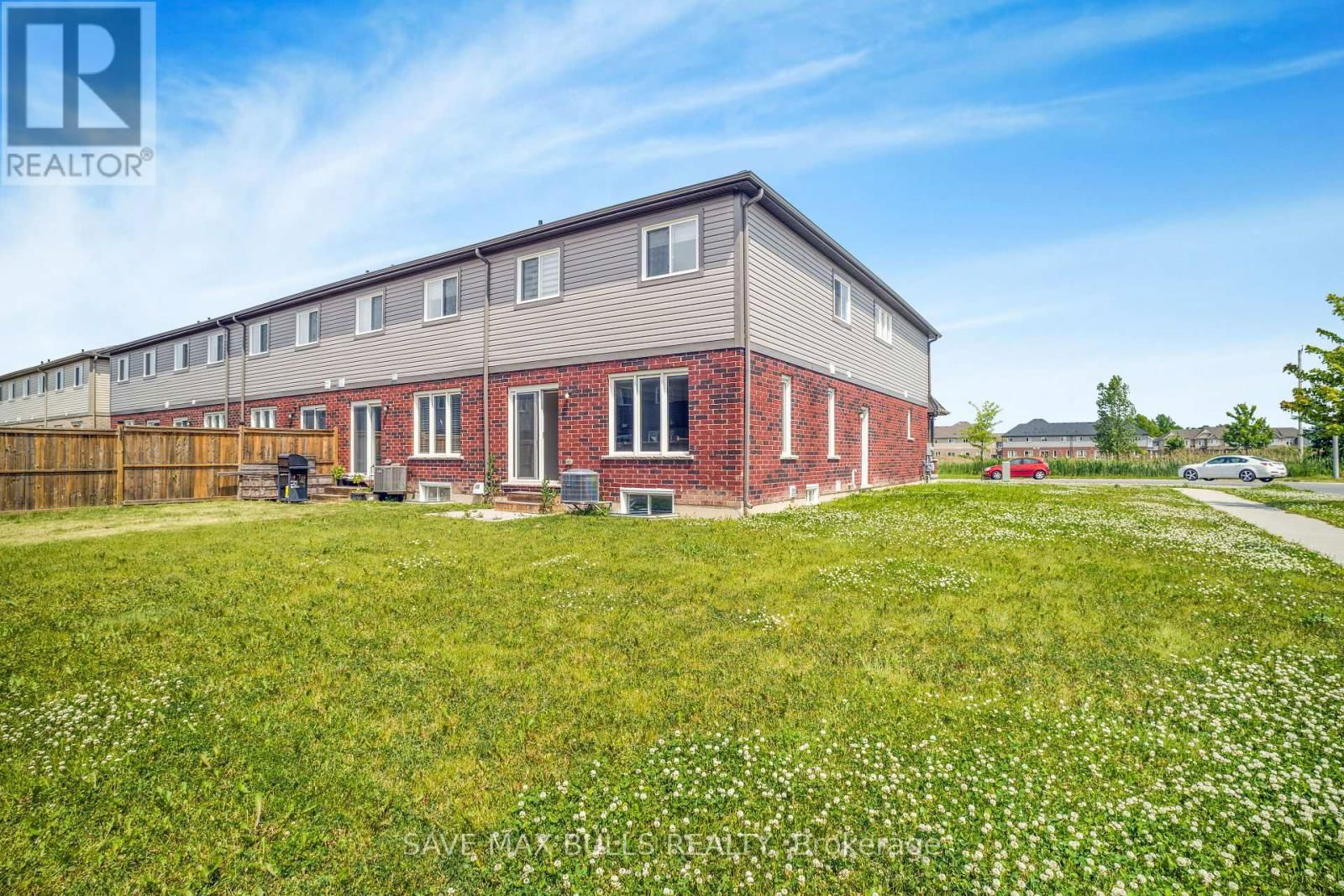 636 JULIA DRIVE Image 20
