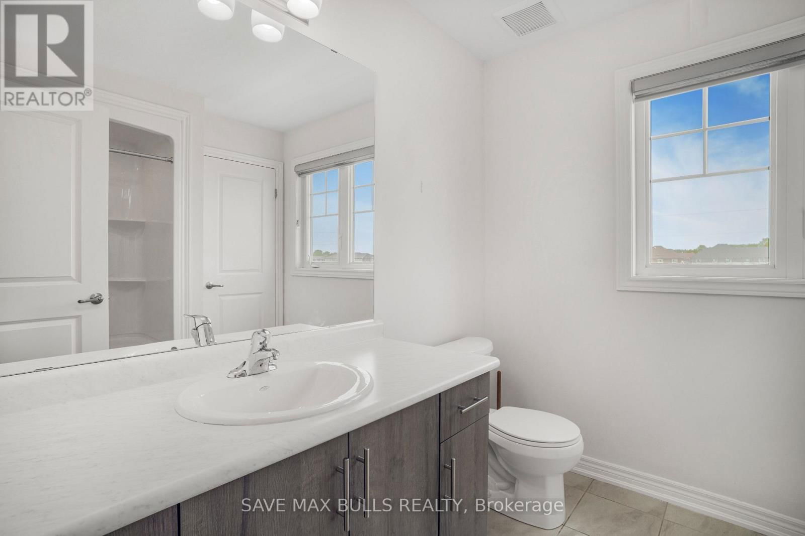636 JULIA DRIVE Image 23