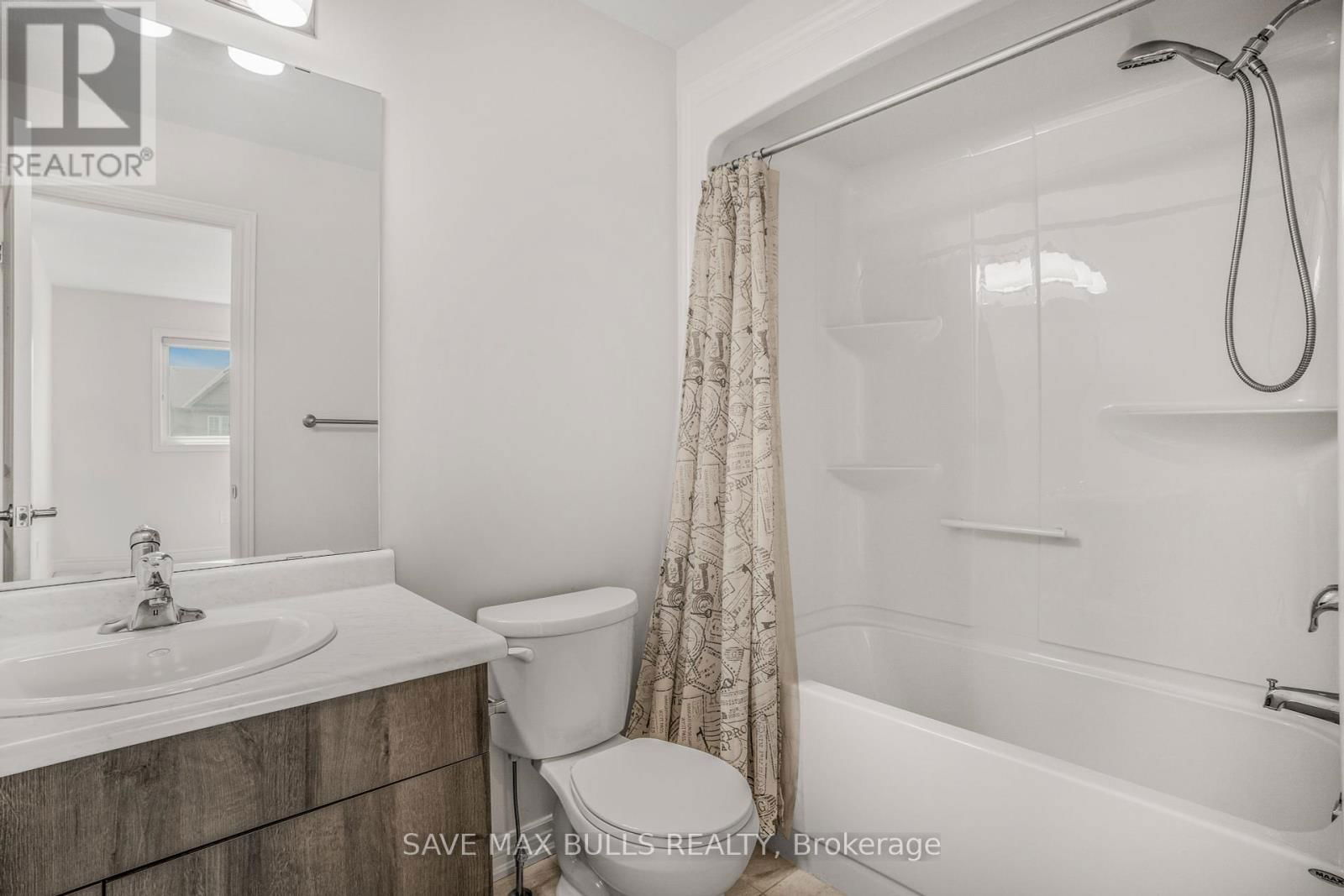 636 JULIA DRIVE Image 27
