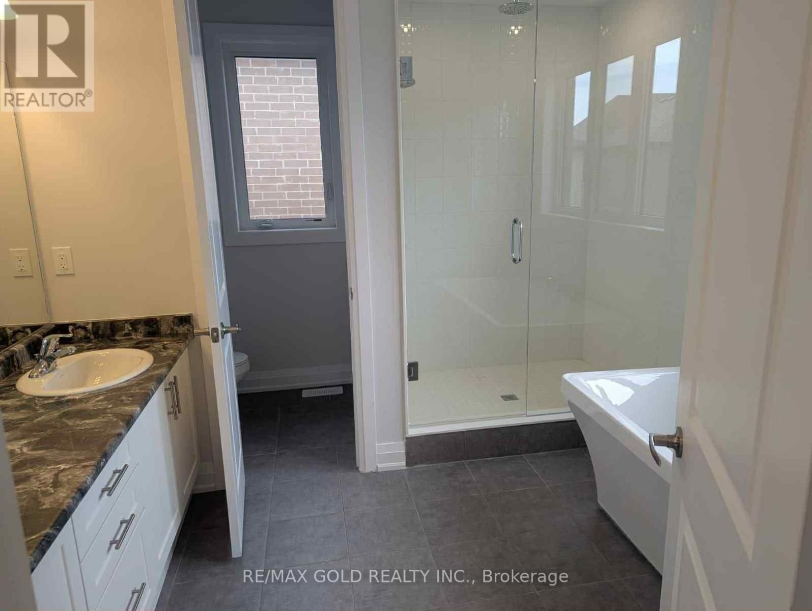 1446 UPPER THAMES DRIVE Image 14