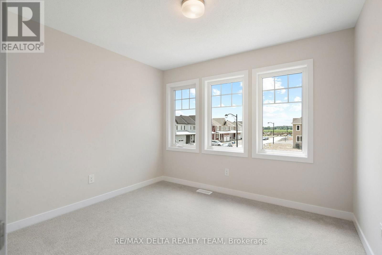 959 SEAGRAVE LANE SOUTH Image 23