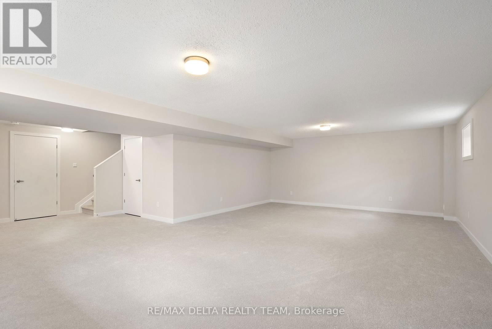 959 SEAGRAVE LANE SOUTH Image 28