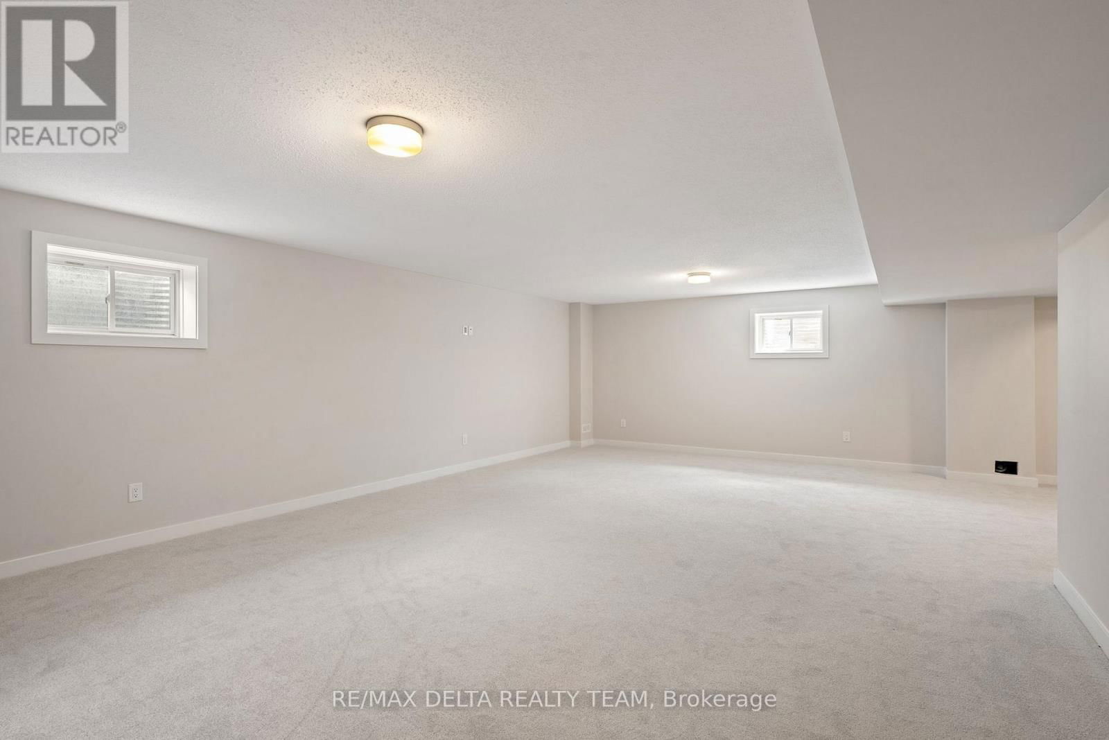 959 SEAGRAVE LANE SOUTH Image 30