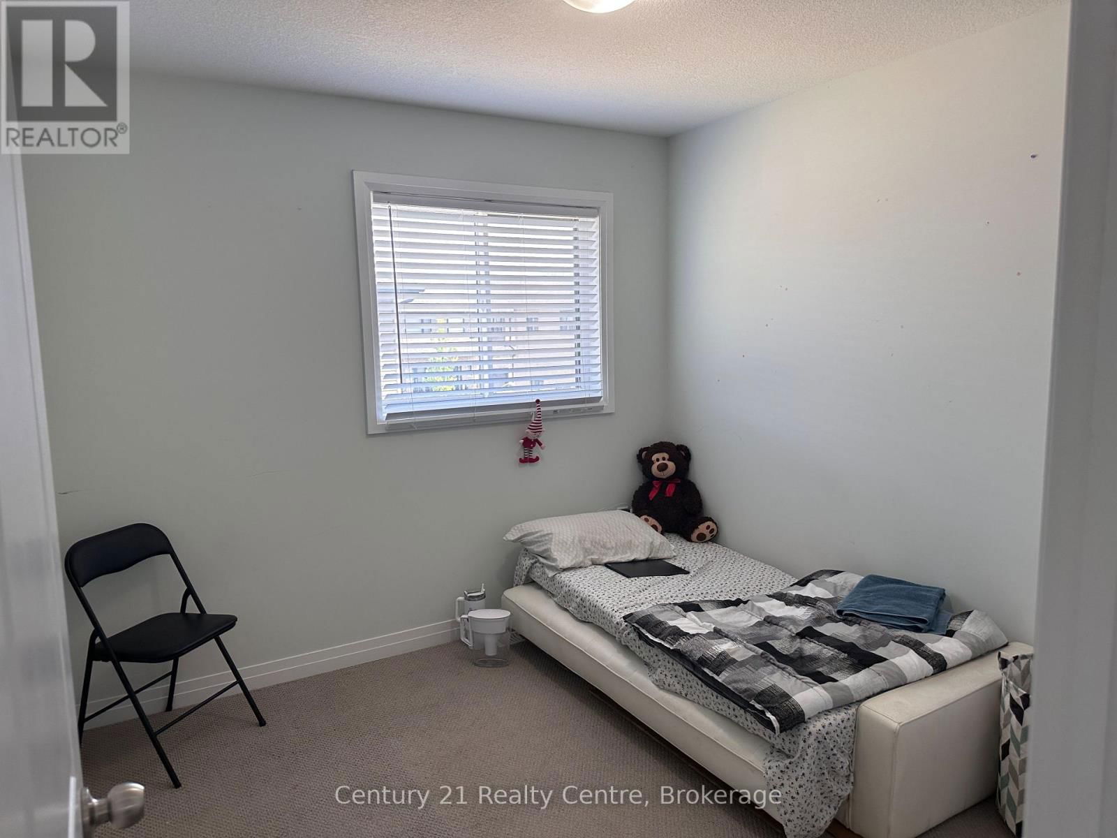 #32 - 520 GREY STREET Image 16