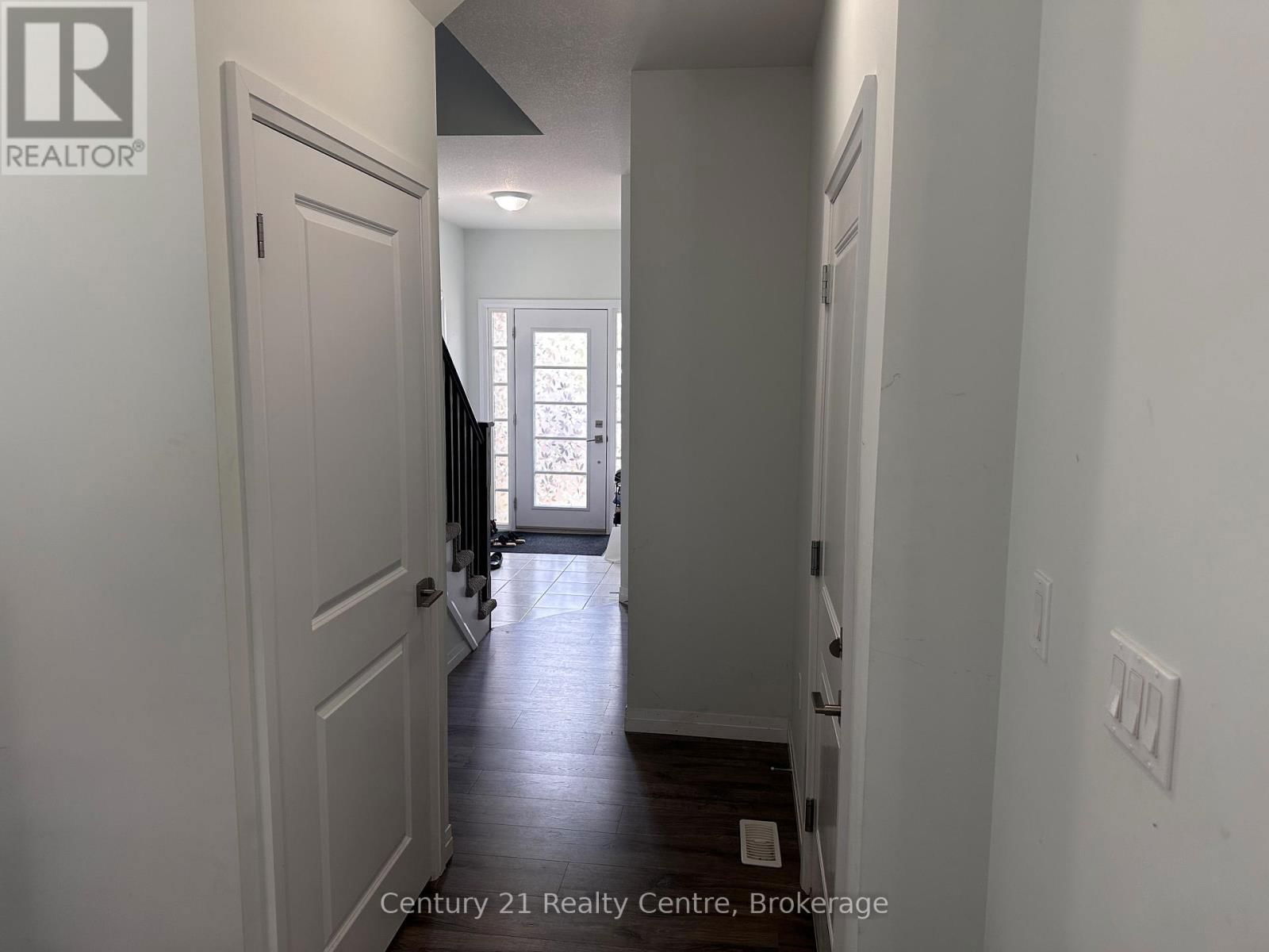 #32 - 520 GREY STREET Image 8
