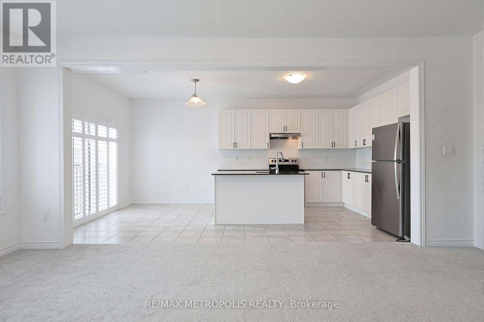 314 RUSSELL STREET Image 2