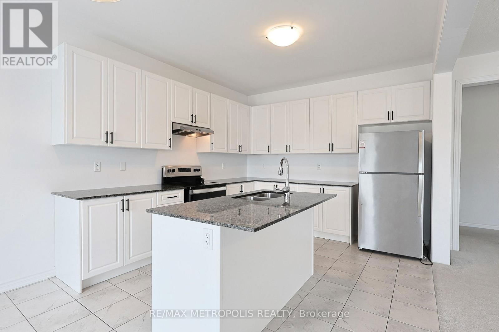 314 RUSSELL STREET Image 3