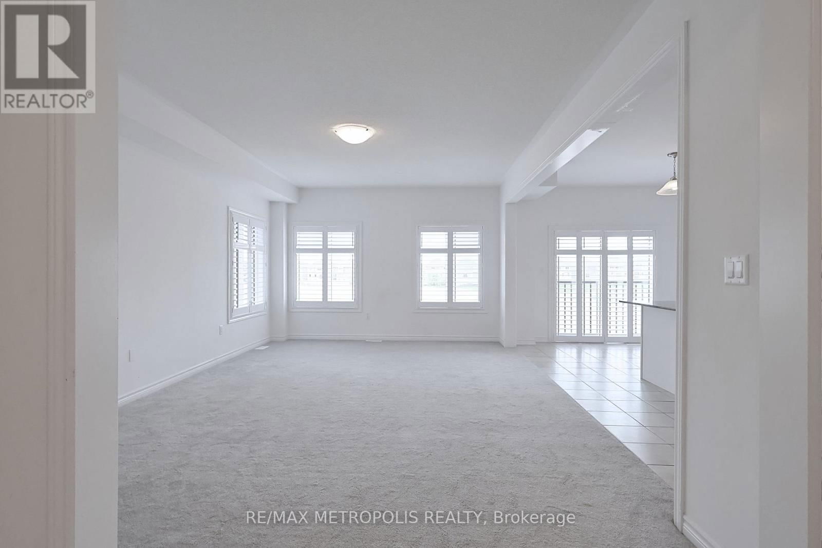 314 RUSSELL STREET Image 5