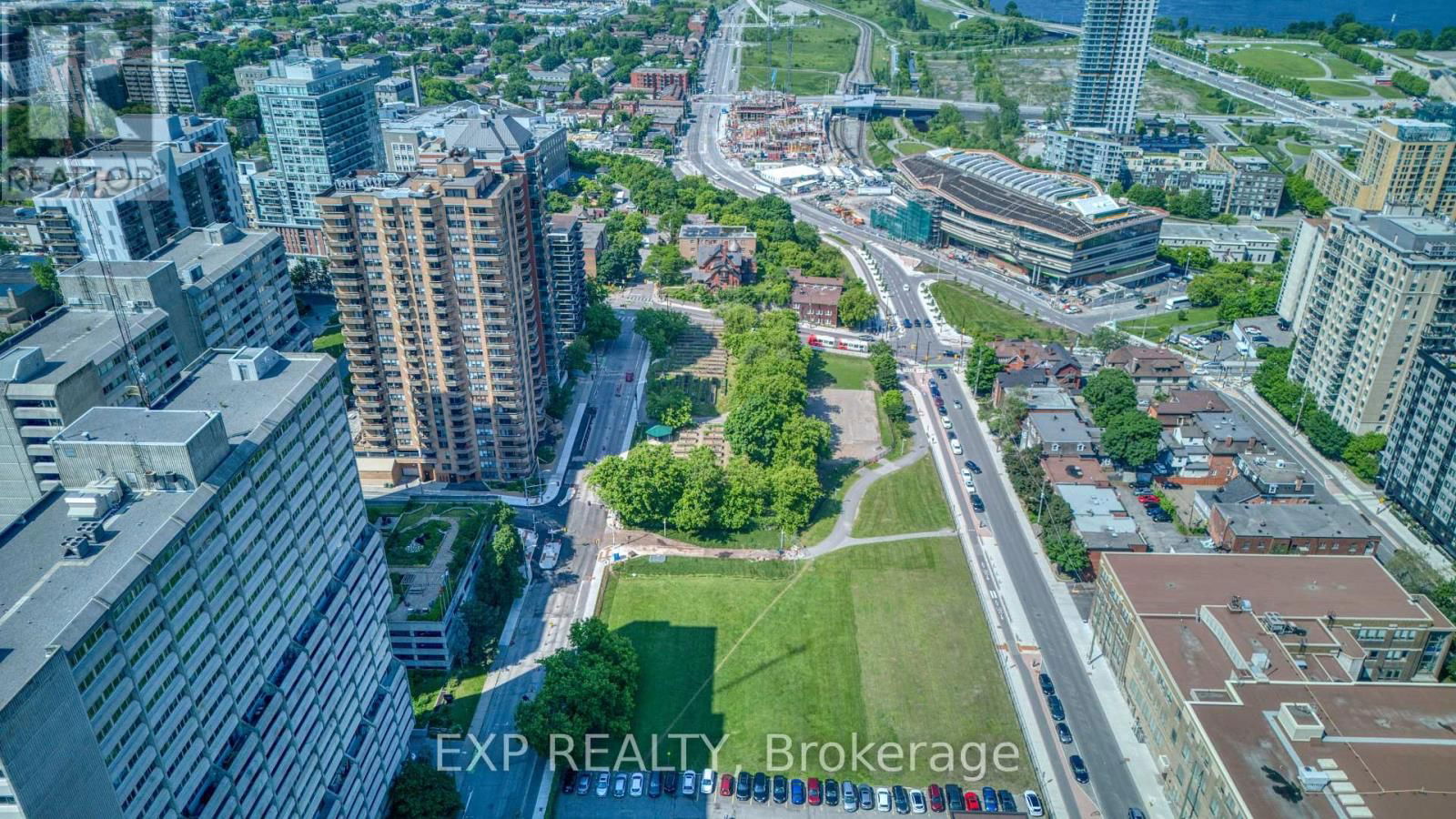 204 - 475 LAURIER AVENUE WEST Image 34