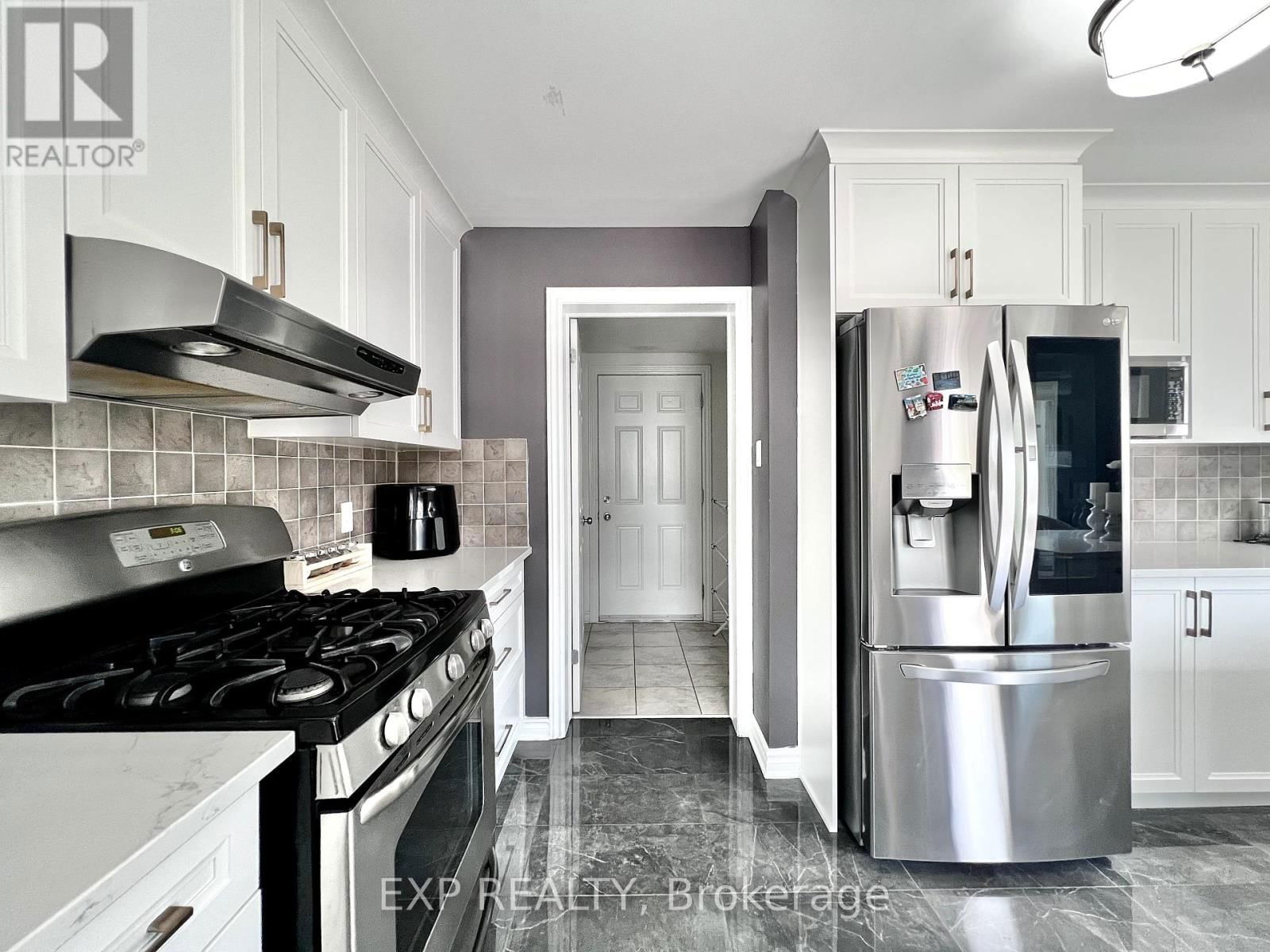 700 BEATRICE DRIVE Image 24